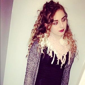 Meet your Posher, Jade